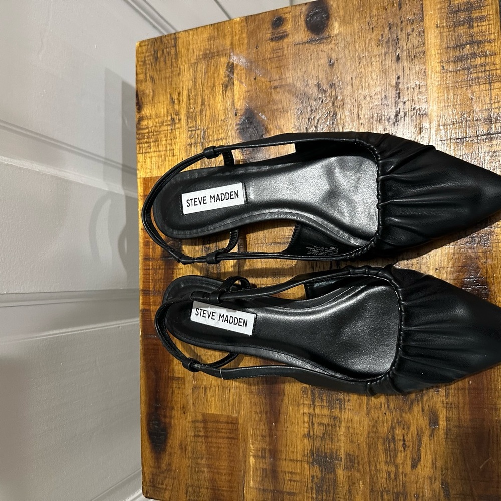 Steve Madden Black Flats for Women